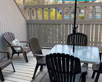Sea Colony Beach & Racquet Sports Resort-Remodeled Kitchen & Baths - Bethany Beach - Balcón