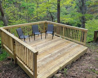 Pet-Friendly Cabin w/ Dock on Claytor Lake! - Radford
