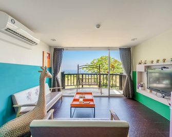 Happiness Ocean View B&B - 琉球 - 客廳