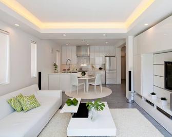 Townhouse 3 floors , 310 meters with pool - San José - Stue