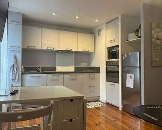 Appartement T2 4 Personnes Wifi Et Climatisation - Bagnères-de-Luchon - Cuisine