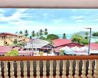 Amzar Motel Cenang - Pantai Cenang - Balkón