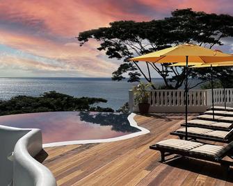 Mount Edgecombe Boutique Hotel - Victoria