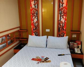Hotel Sogo Recto - Manila - Bedroom