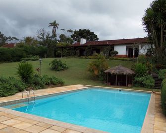 Paradise in the mountains, comfort, peace and greenery - Teresópolis - Pool