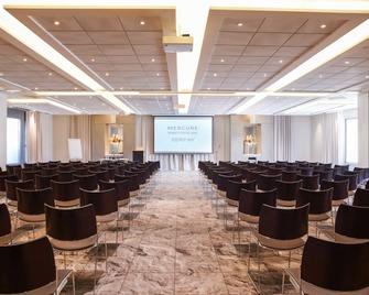 Hôtel Mercure Rennes Centre Gare - Rennes - Bâtiment