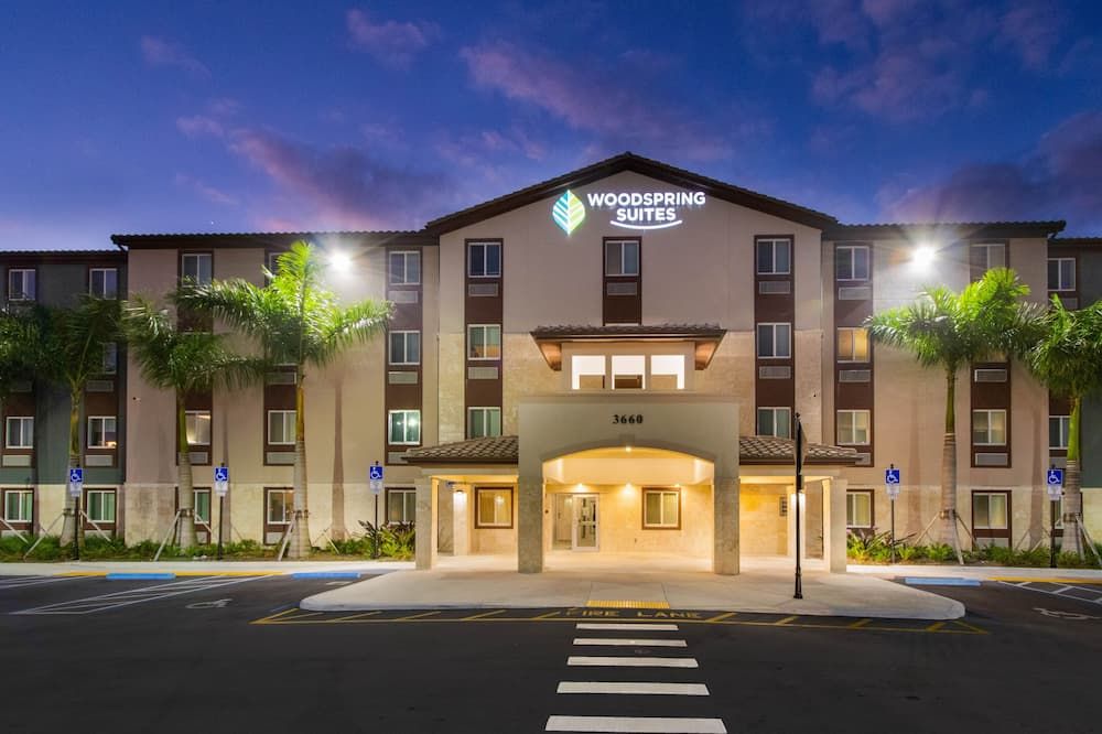 Woodspring Suites Jacksonville - South thumbnail 2