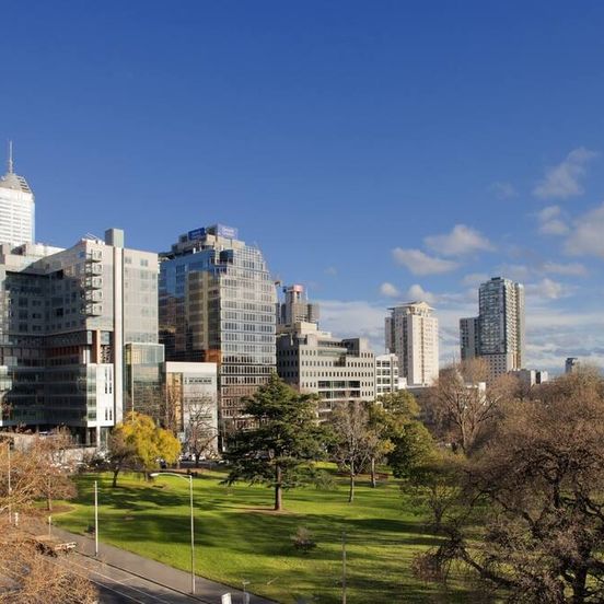 Flagstaff Gardens Hotel Melbourne image 1