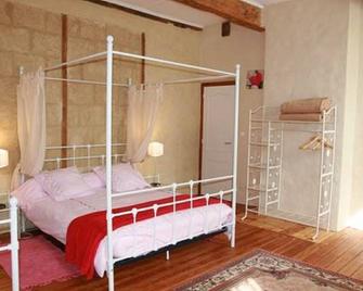 45 m2 room. - Cologne - Habitación