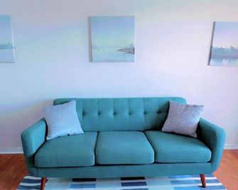 Fabulous 4-bedroom Condo 10min from Downtown Indy - Indianapolis - Wohnzimmer