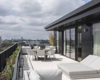 Chic 3-bedroom Condo - London - Balkon
