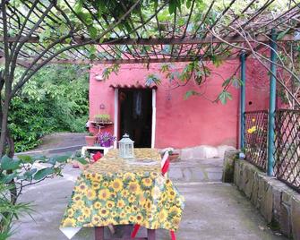 La Casa Nel Bosco (Room With Garden) - Trebiano - Patio