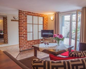 Pod Wzgórzem Bed & Breakfast - Frombork - Pokój dzienny