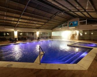 Tri Hotel - Canela - Zwembad