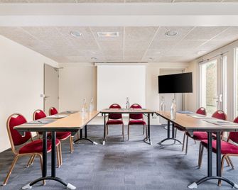 Campanile Genève - Ferney-Voltaire - Ferney-Voltaire - Meeting room