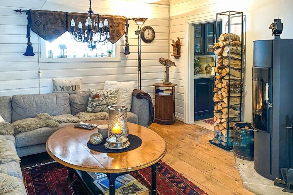3 Bedroom Gorgeous Home In Molde - Molde - Wohnzimmer