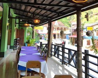 Phonemany Guesthouse - Pakbèng - Restaurante