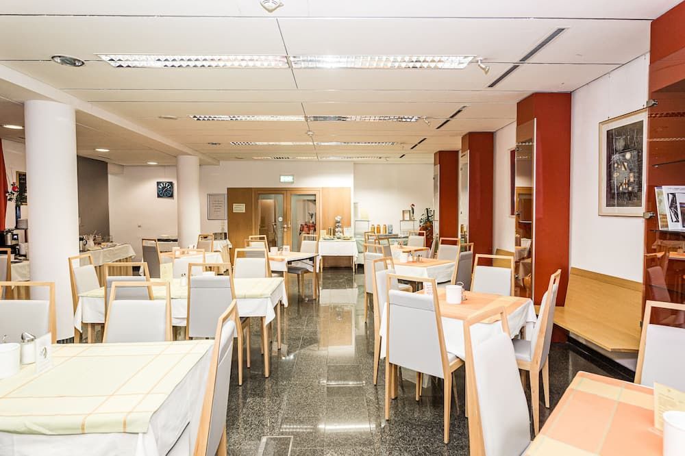 فندق كوروتان