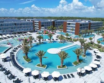 Porto 2 Life - Ipojuca - Pool