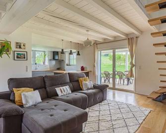 Maison Basque confortable, vue montagne - FR-1-4-704 - Sara - Sala de estar