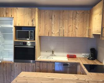 Convenient modern apartment in Soell, close to the ski lift - Söll - Küche