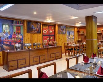 Mount Himalayan Resort-Darjeeling - Darjeeling - Restaurante