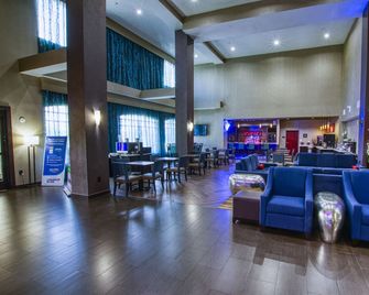 Comfort Suites Waco North - Near University Area - Waco - Hành lang