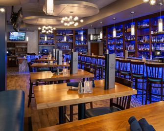 Hilton Garden Inn Clifton Park - Clifton Park - Bar