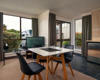 Ashford Motor Lodge - Christchurch - Dining room