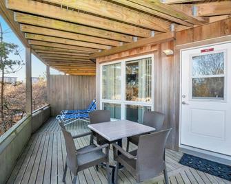 Ocean Colony Beach and Tennis Club - Amagansett - Balcony
