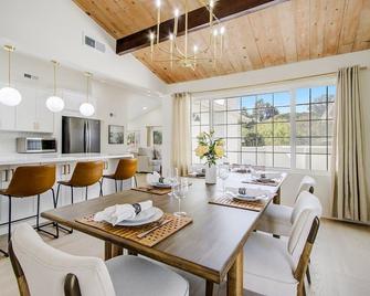 3892 Carmel Pearl home - Carmel-by-the-Sea - Dining room