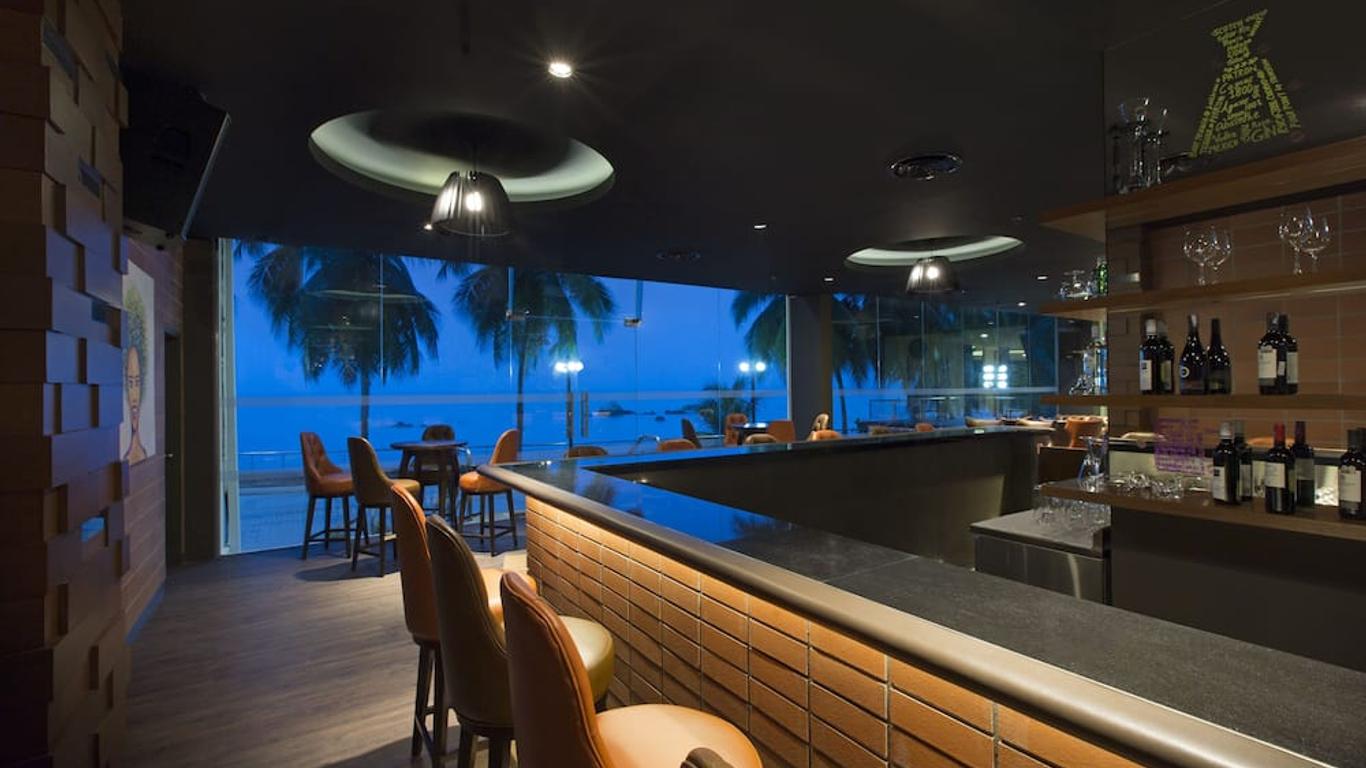 Mercure Penang Beach