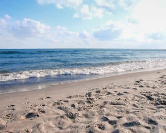 1 Bedroom Beautiful Apartment In Rowy - Rowy - Beach
