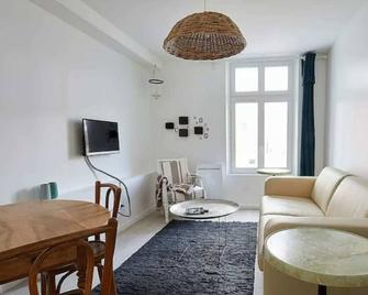Appartement 4 Personnes à 100 m de la mer - Ault - Living room