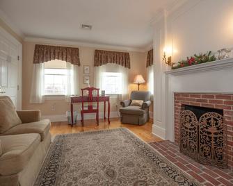 Compass Rose Inn - Newburyport - Wohnzimmer