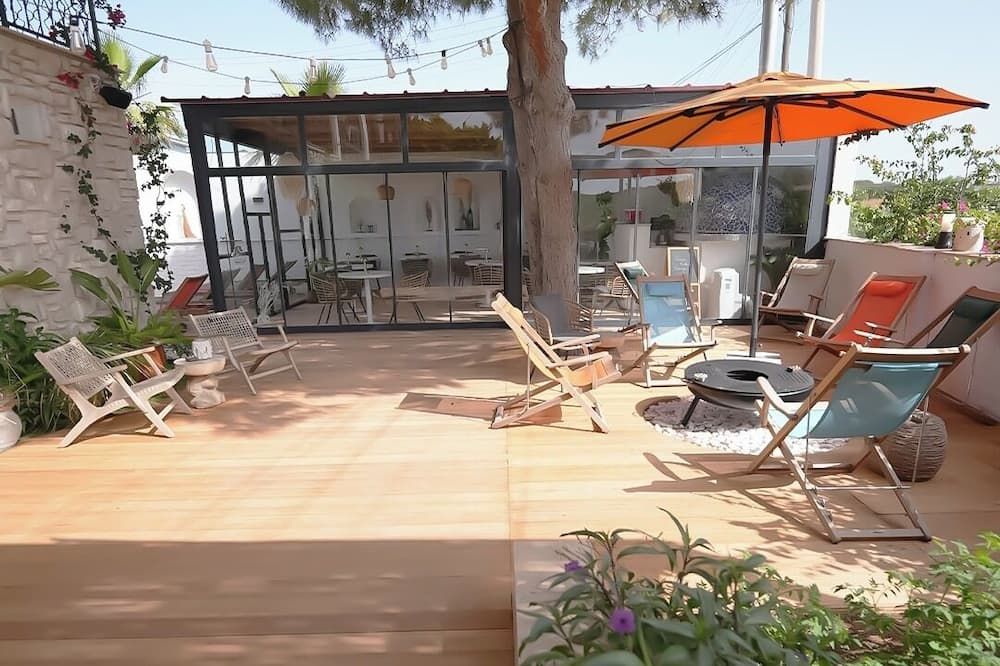 Maison Cesme Hotel - Cesme - Patio