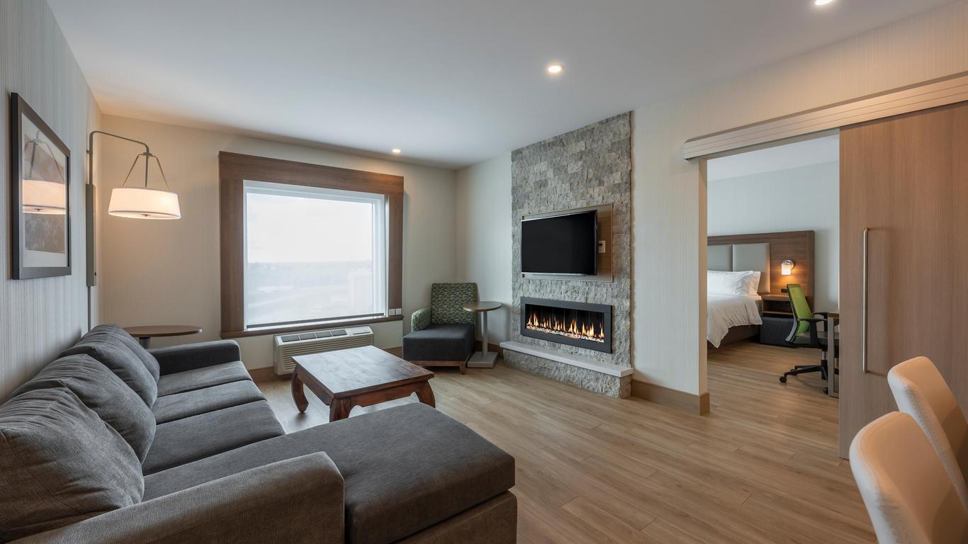 Holiday Inn Express & Suites Moncton By IHG