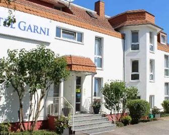 Hotel Garni - Rosbach vor der Höhe - Gebouw