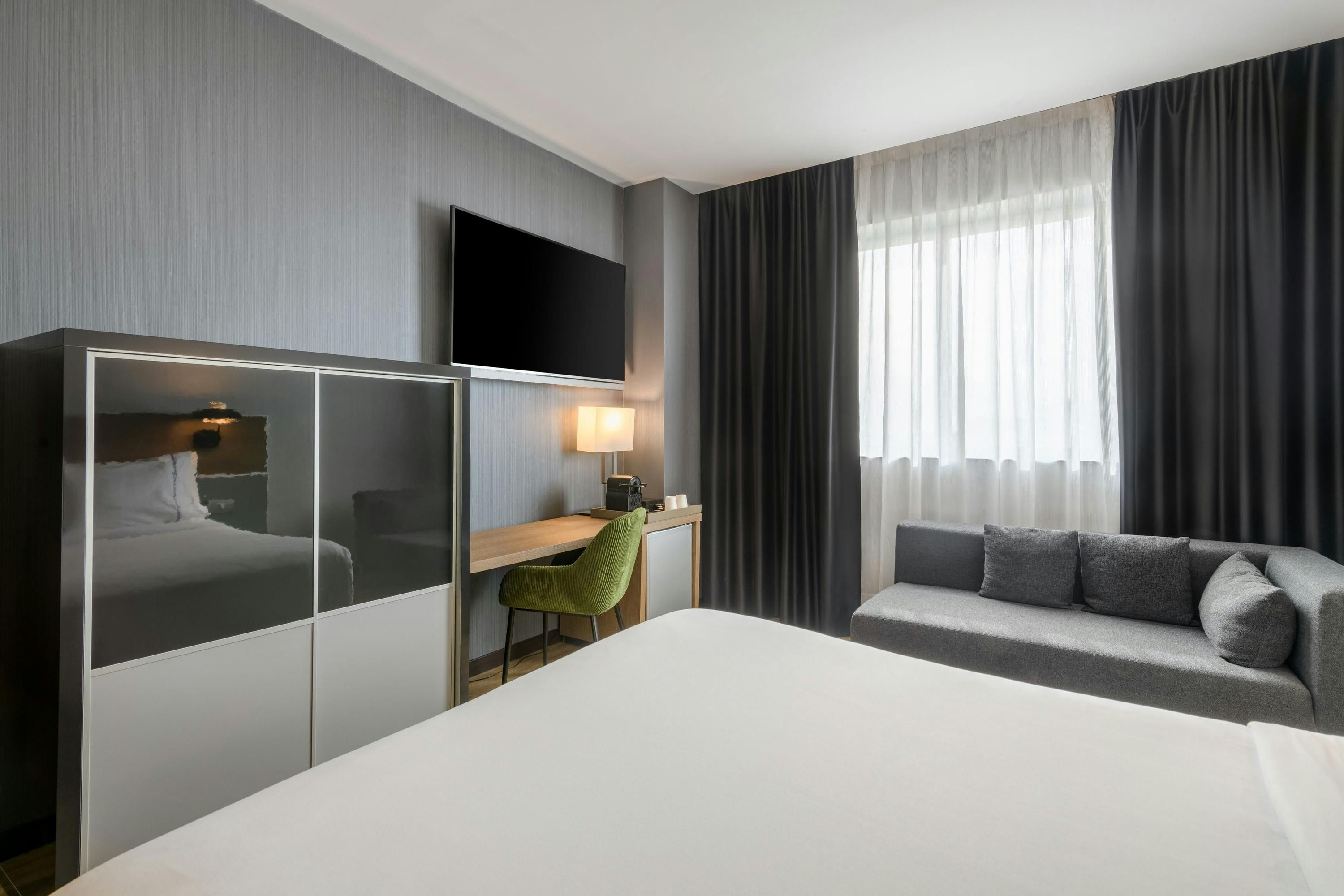 AC Hotels by Marriott Madrid Feria