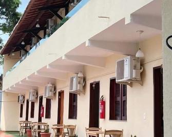 Hotel Pinto Martins - Camocim - Building