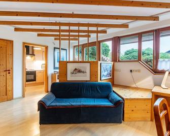 Gästehaus Helga Scherer - Ballrechten-Dottingen - Sala de estar