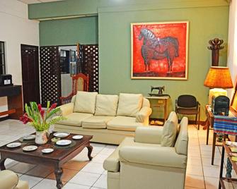Hostal Pacifico Chinandega - Chinandega - Sala de estar