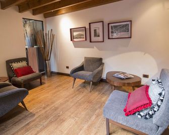 Hotel Residencia Del Sol - Ciudad de Guatemala - Sala de estar