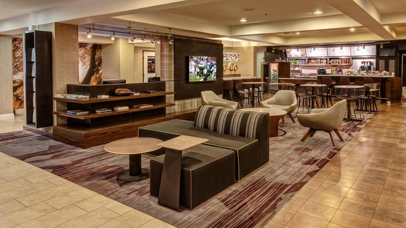 Courtyard by Marriott Memphis Germantown