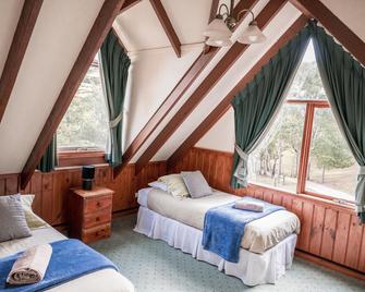 Bells Estate Great Ocean Road Cottages - Torquay - Bedroom