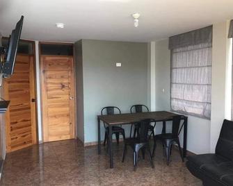 Apartamento Centro Trujillo - Peru - Trujillo - Dining room