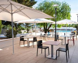 THB Ocean Beach - Sant Antoni de Portmany - Patio