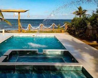 Casa Arrecife Hotel - San Bernardo del Viento - Piscina