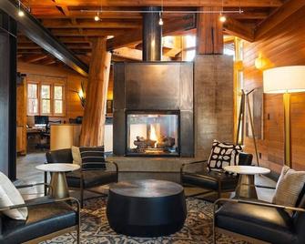 Alpine Adventure Awaits: 2 Comfy Rooms Near Lake Tahoe - Pets Welcome! - Truckee