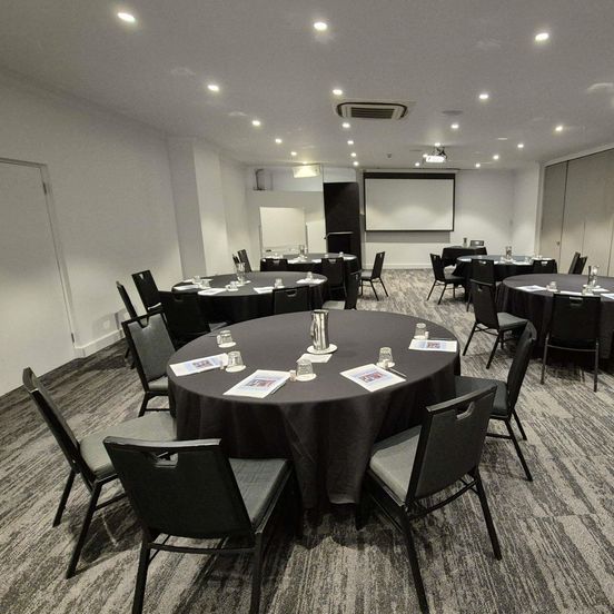 Mercure Canberra